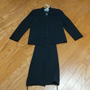 Kasper 3 piece suit black, 8p